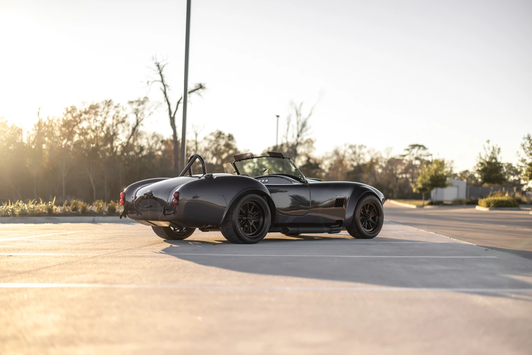 Shelby Cobra Replica - Image 26 of 31