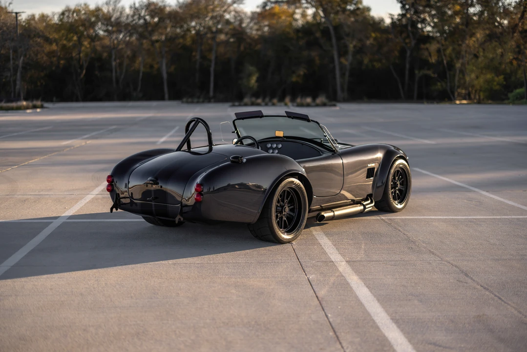 Shelby Cobra Replica - Image 29 of 31