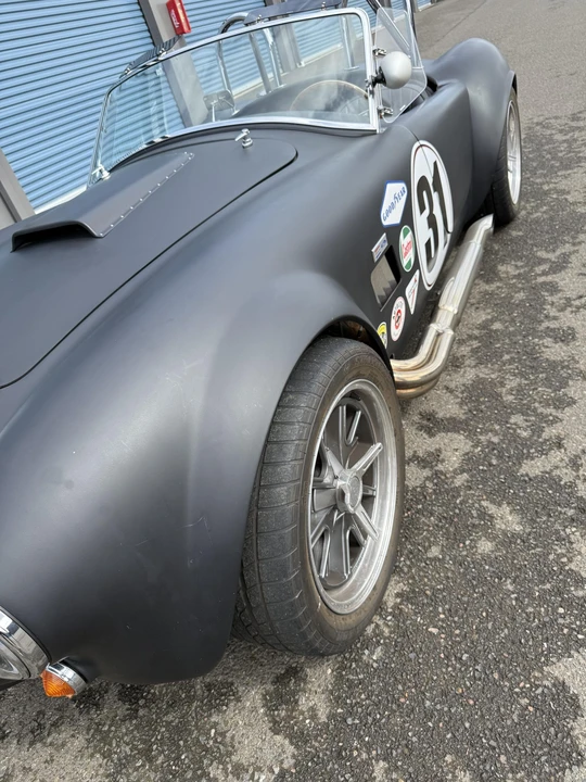 Shelby Cobra Replica - Image 30 of 31