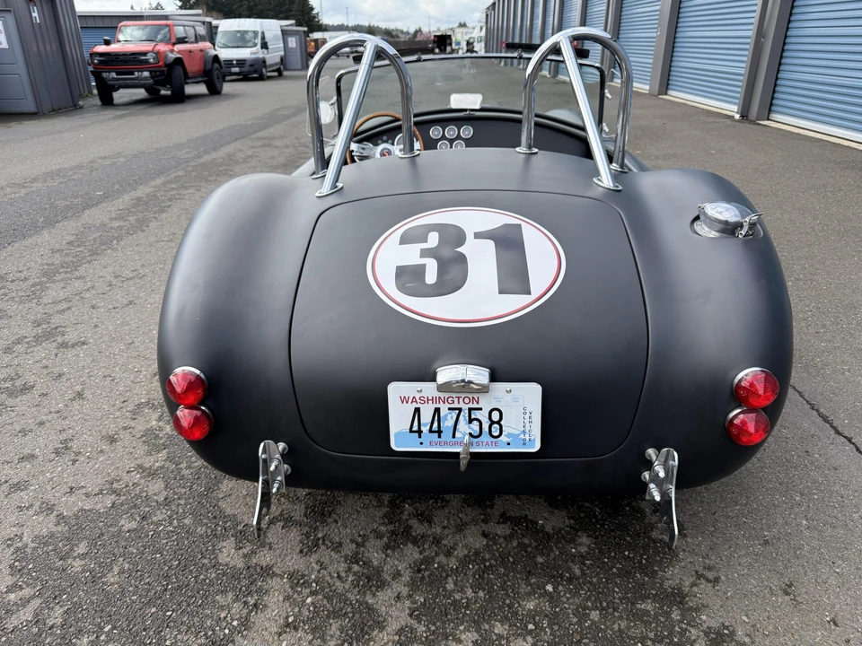 Shelby Cobra Replica - Image 12 of 31