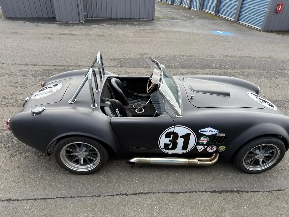 Shelby Cobra Replica - Image 8 of 31