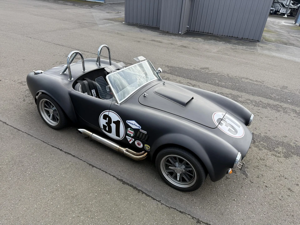 Shelby Cobra Replica - Image 7 of 31