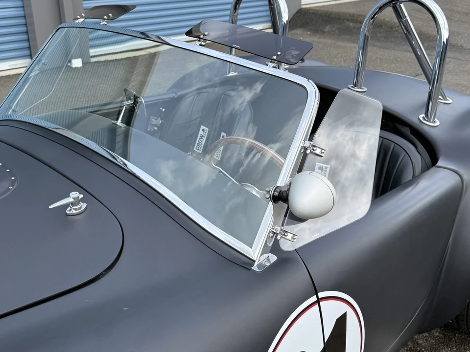 Shelby Cobra Replica - Image 27 of 31