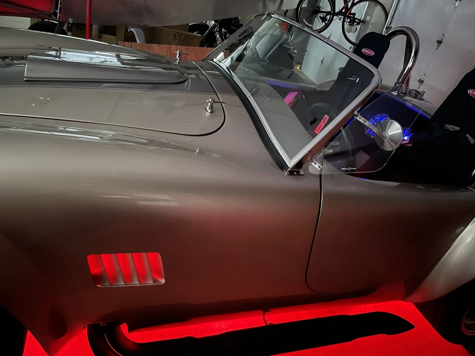 Shelby Cobra Replica - Image 21 of 31