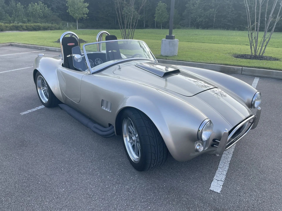 Shelby Cobra Replica - Image 3 of 31