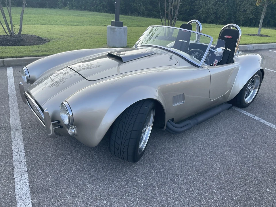 Shelby Cobra Replica - Image 9 of 31