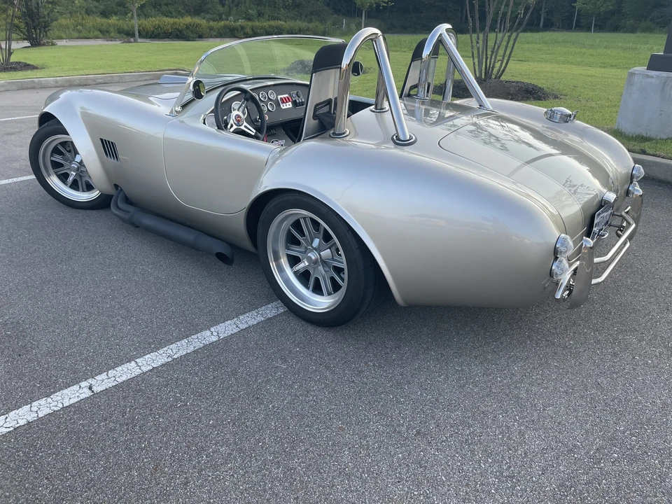 Shelby Cobra Replica - Image 14 of 31