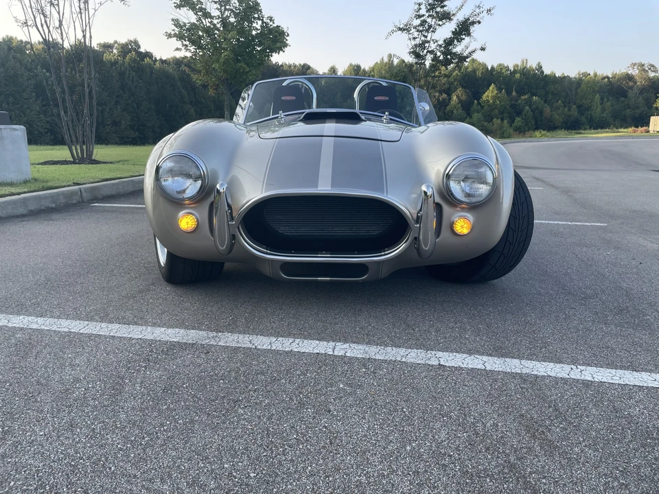 Shelby Cobra Replica - Image 6 of 31