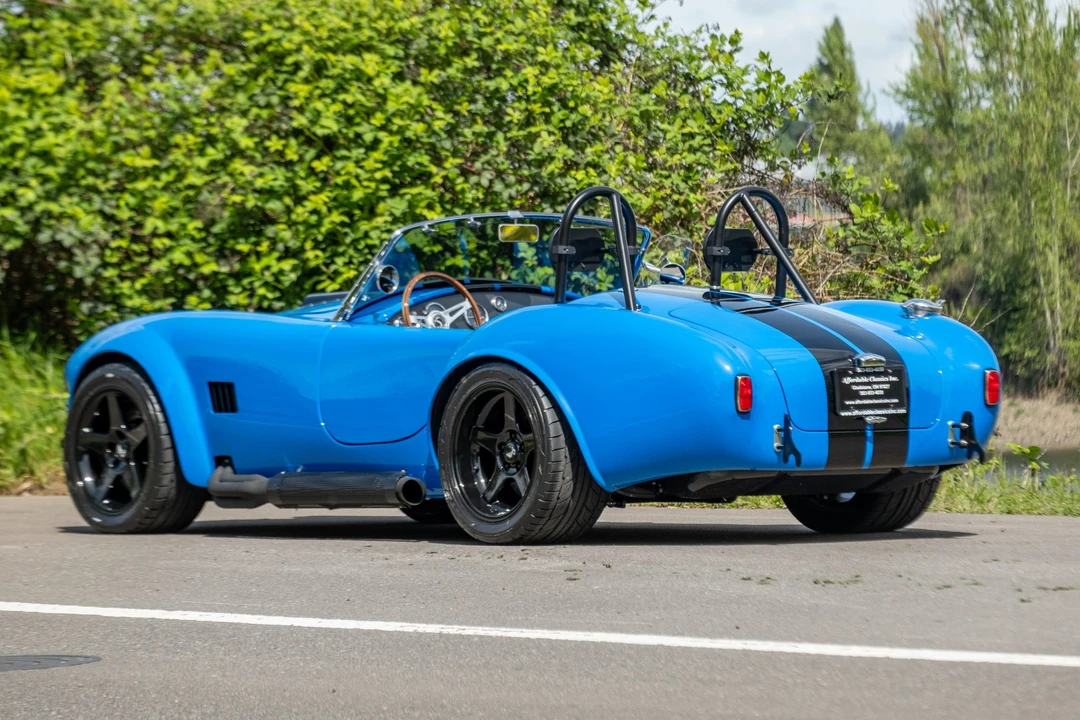 Shelby Cobra Replica - Image 13 of 31