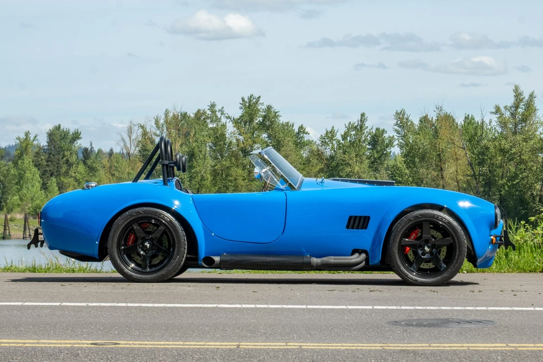Shelby Cobra Replica - Image 7 of 31