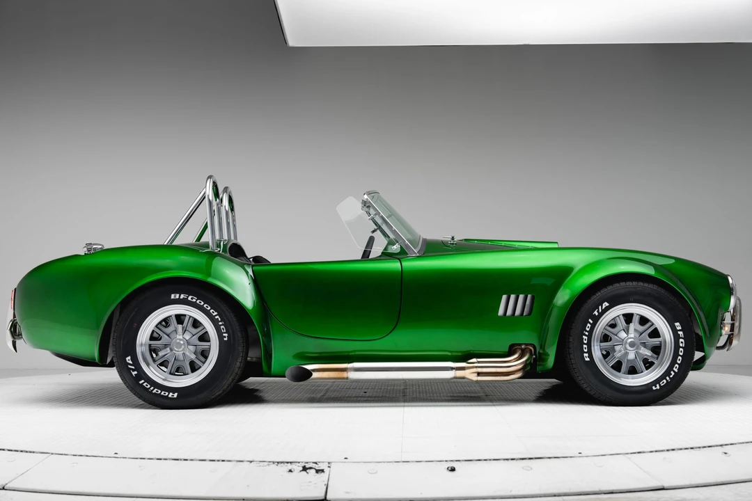 Shelby Cobra Replica - Image 14 of 31