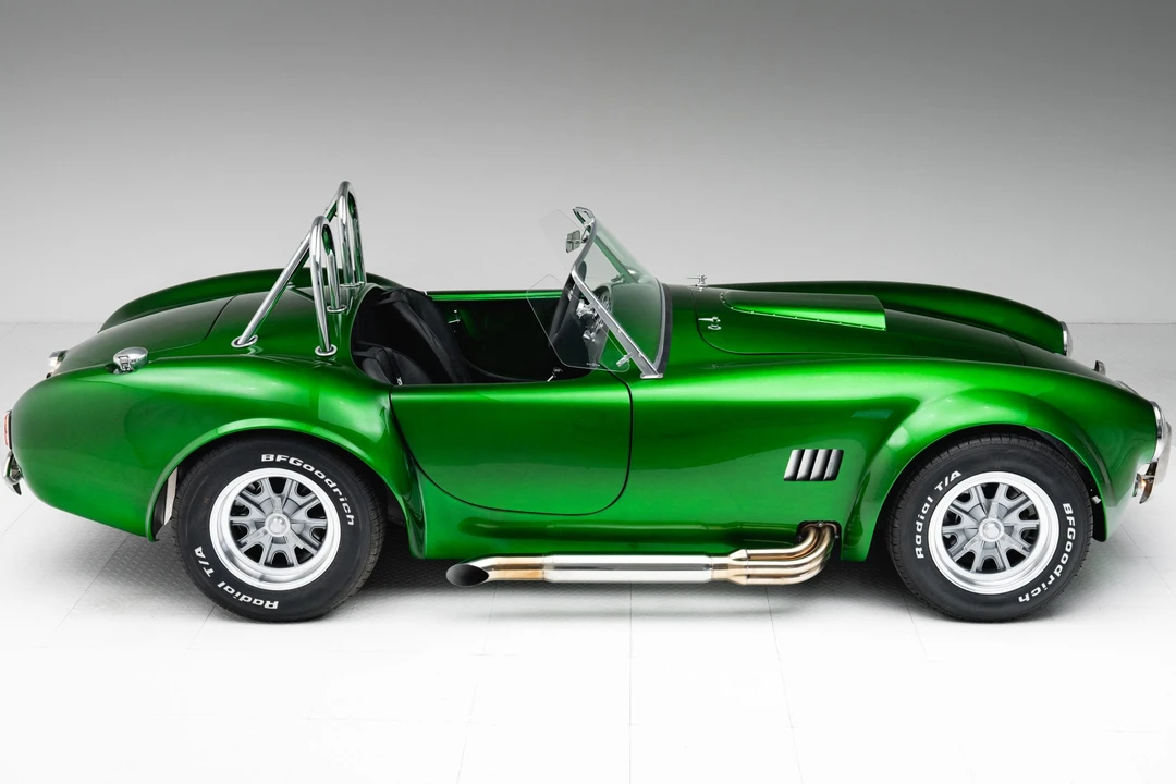 Shelby Cobra Replica - Image 16 of 31