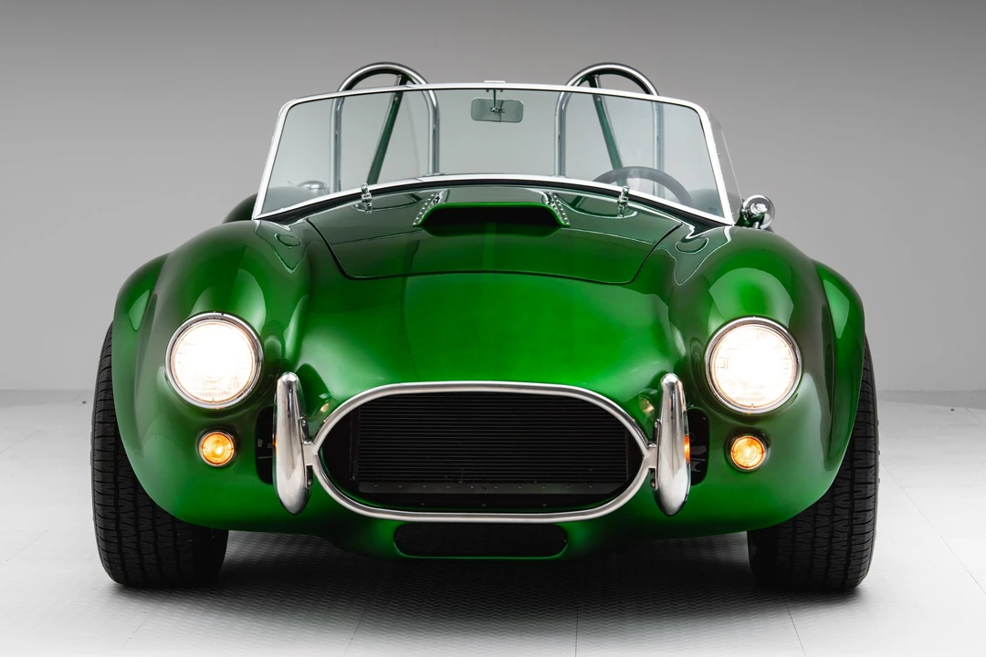 Shelby Cobra Replica - Image 8 of 31