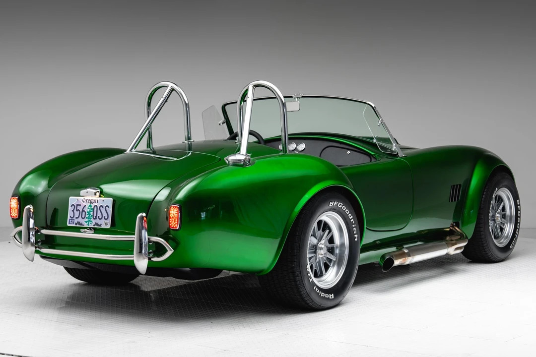Shelby Cobra Replica - Image 17 of 31