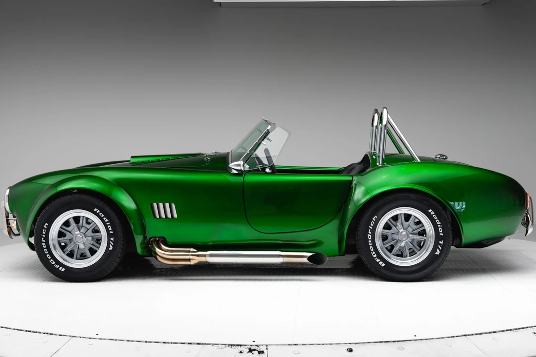 Shelby Cobra Replica - Image 29 of 31