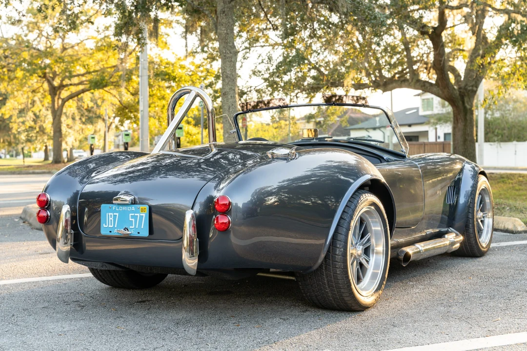 Factory Five Roadster - Image 4 of 31