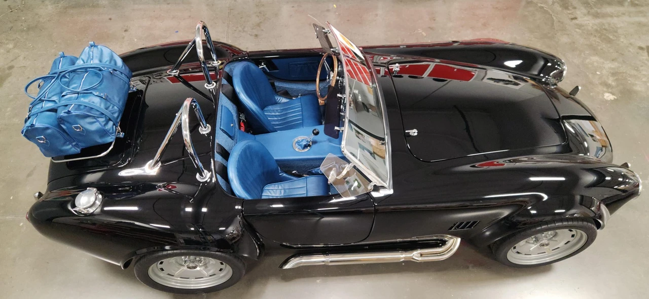 Shelby Cobra Replica - Image 14 of 31