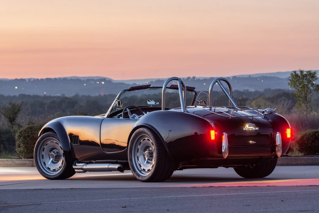 Shelby Cobra Replica - Image 21 of 31