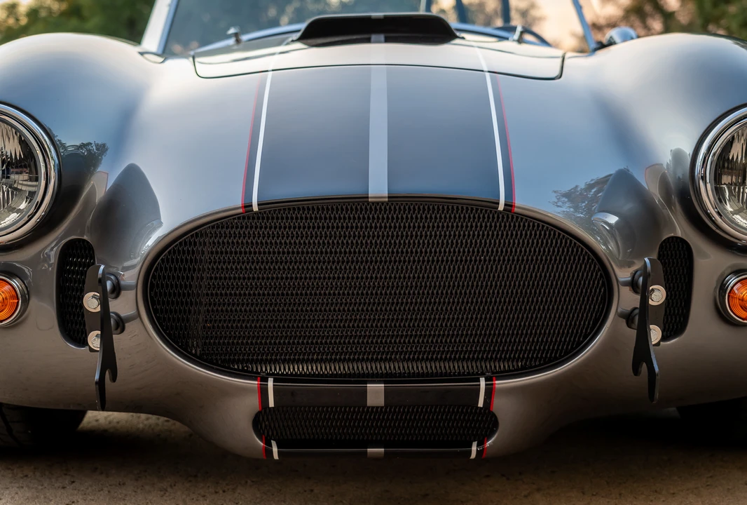 Shelby Cobra Replica - Image 11 of 31