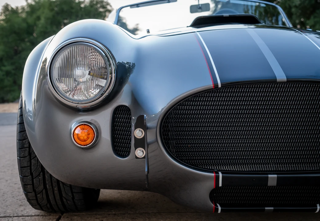 Shelby Cobra Replica - Image 25 of 31