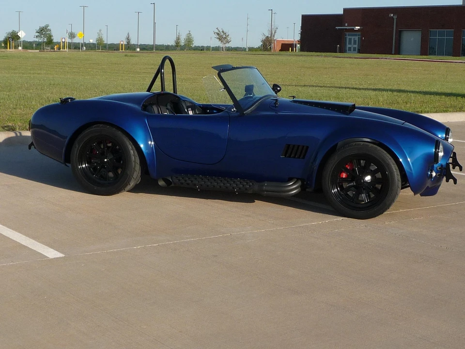 Shelby Cobra Replica - Image 29 of 31