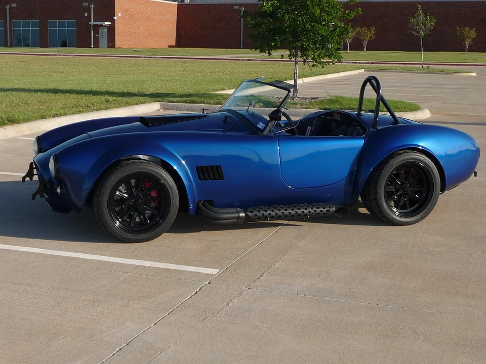 Shelby Cobra Replica - Image 8 of 31