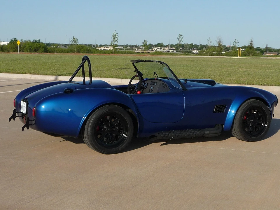 Shelby Cobra Replica - Image 24 of 31