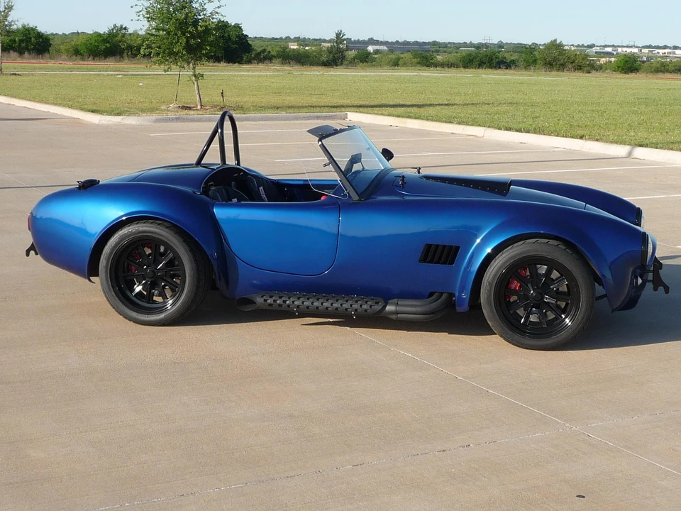 Shelby Cobra Replica - Image 30 of 31