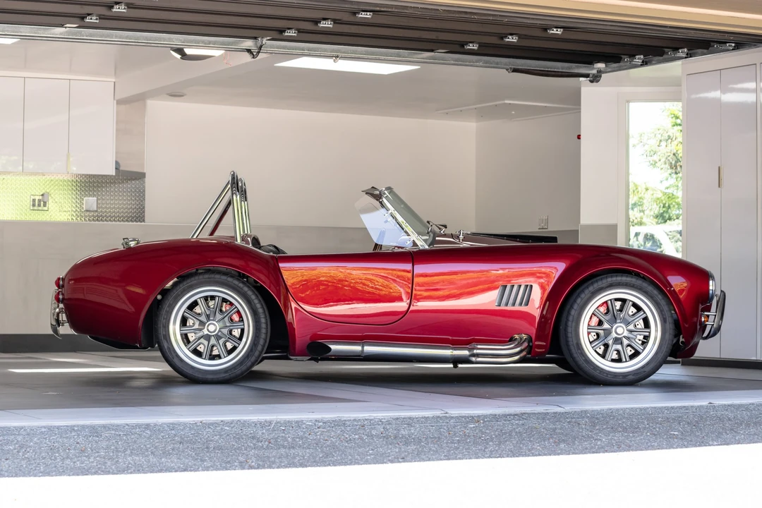 Shelby Cobra Replica - Image 5 of 31