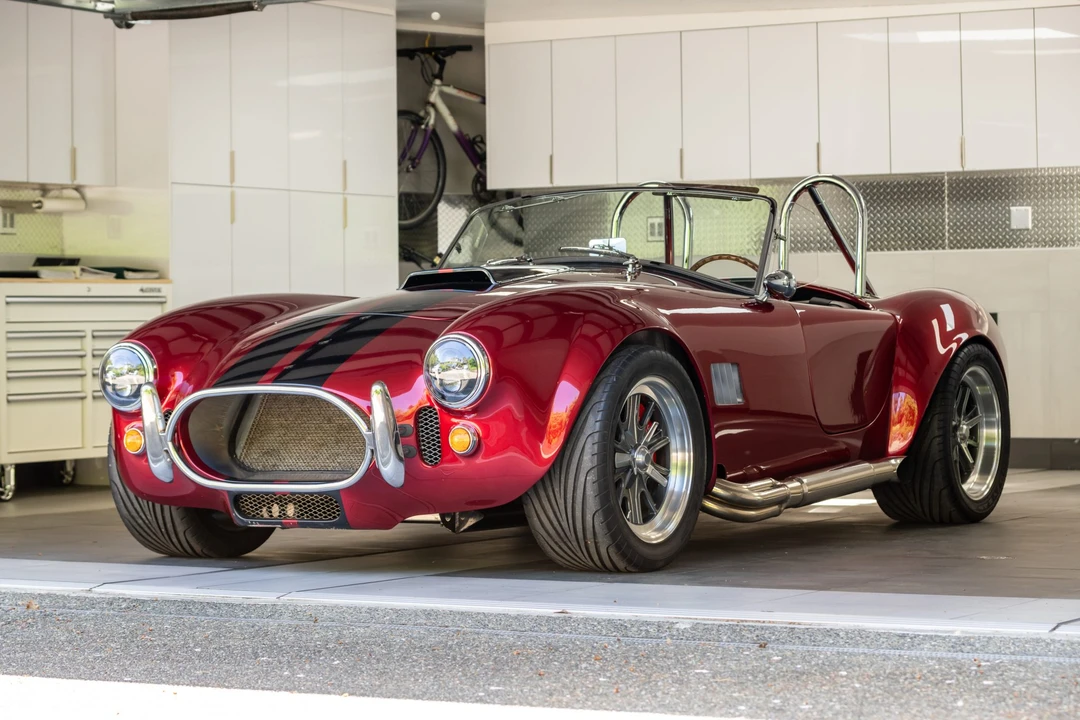Shelby Cobra Replica - Image 2 of 31