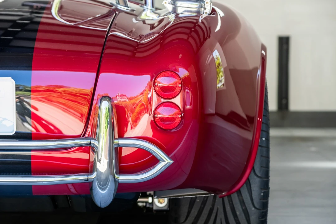 Shelby Cobra Replica - Image 22 of 31