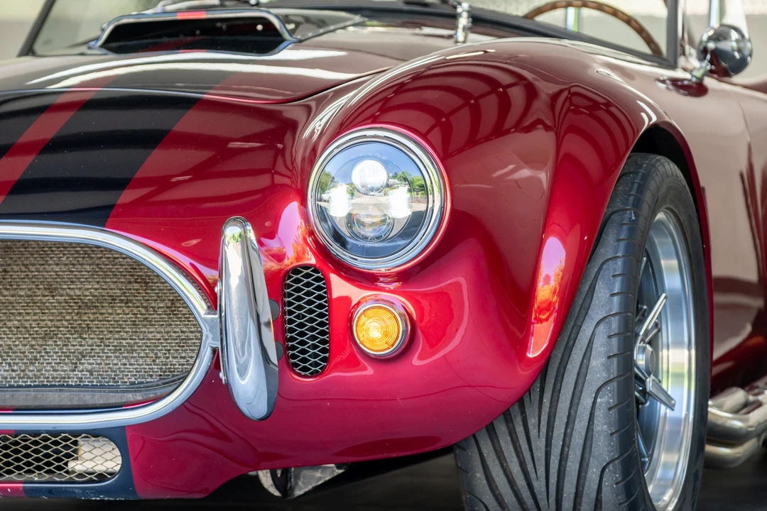 Shelby Cobra Replica - Image 11 of 31
