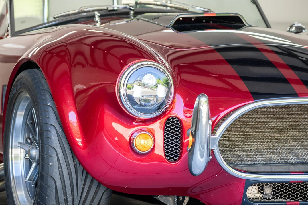 Shelby Cobra Replica - Image 10 of 31