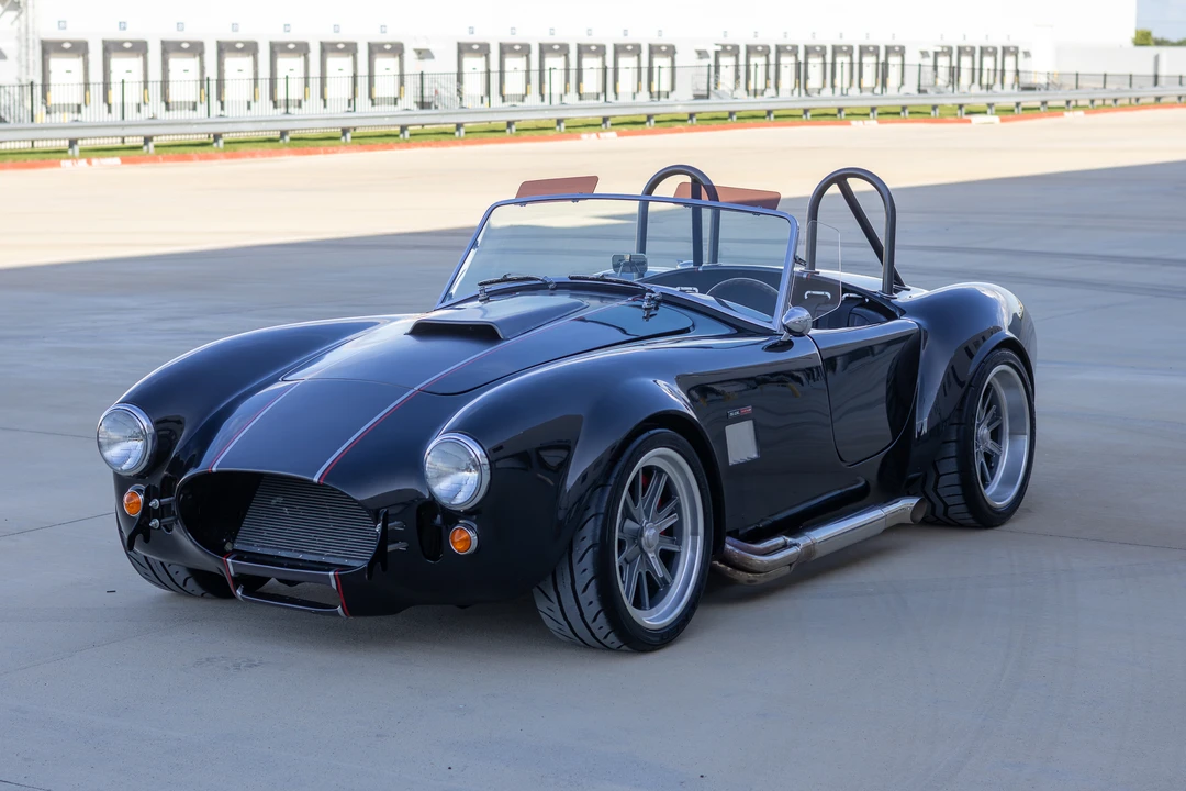 Shelby Cobra Replica - Image 3 of 31