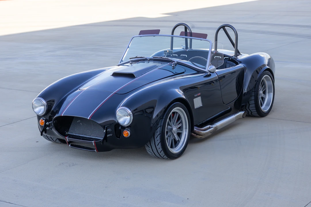 Shelby Cobra Replica - Image 4 of 31