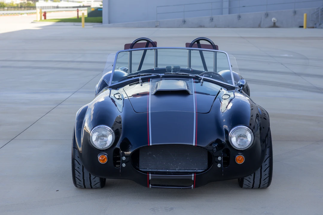 Shelby Cobra Replica - Image 7 of 31