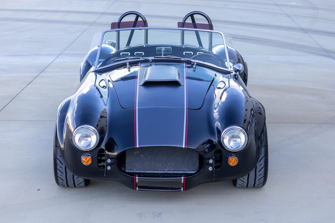 Shelby Cobra Replica - Image 8 of 31