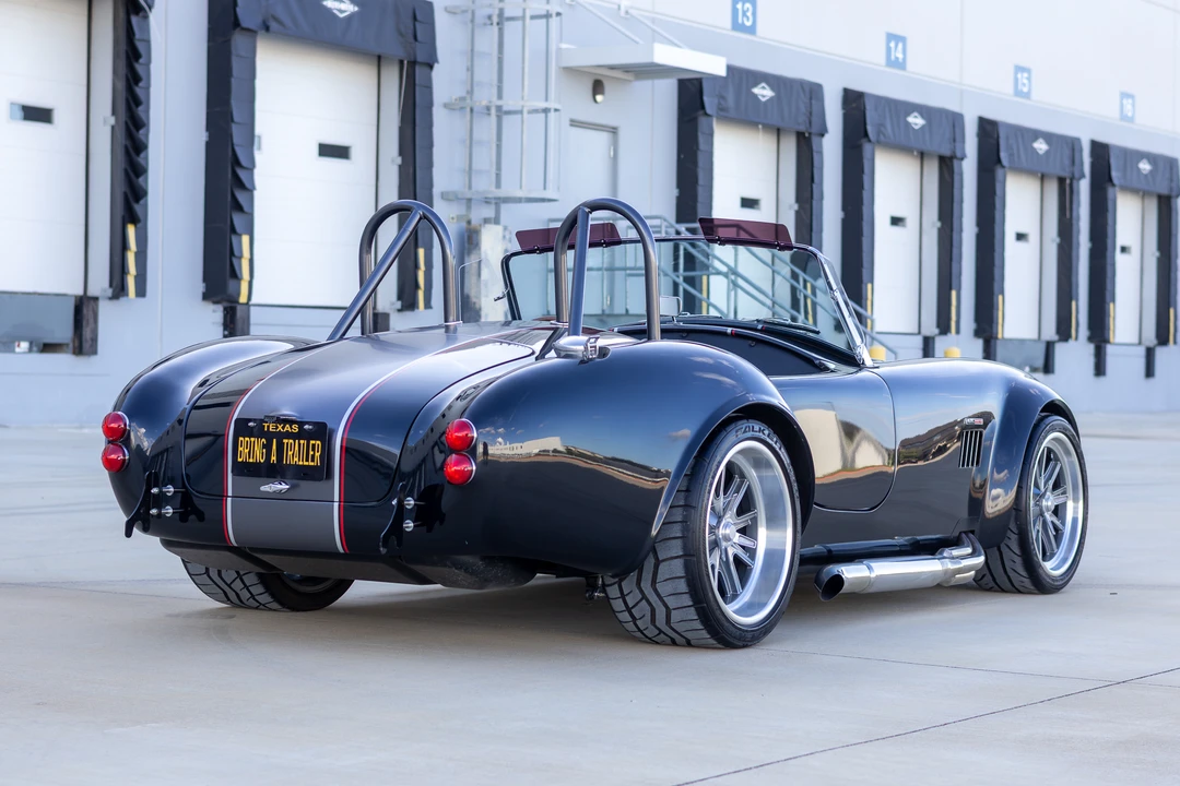 Shelby Cobra Replica - Image 14 of 31
