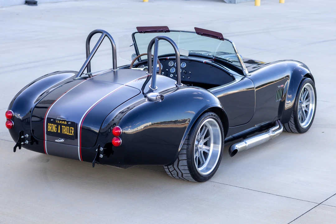 Shelby Cobra Replica - Image 16 of 31