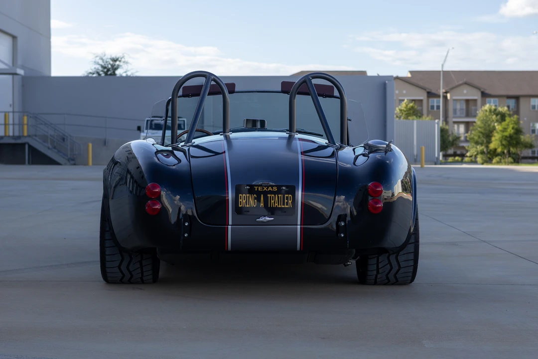 Shelby Cobra Replica - Image 17 of 31