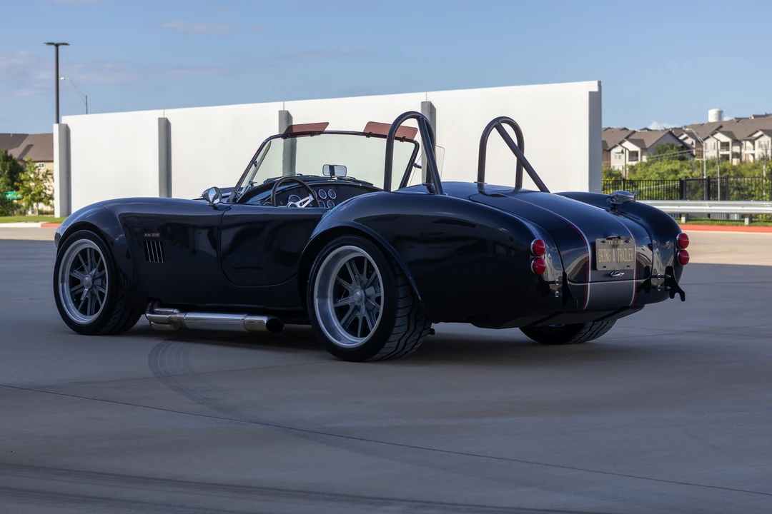 Shelby Cobra Replica - Image 20 of 31