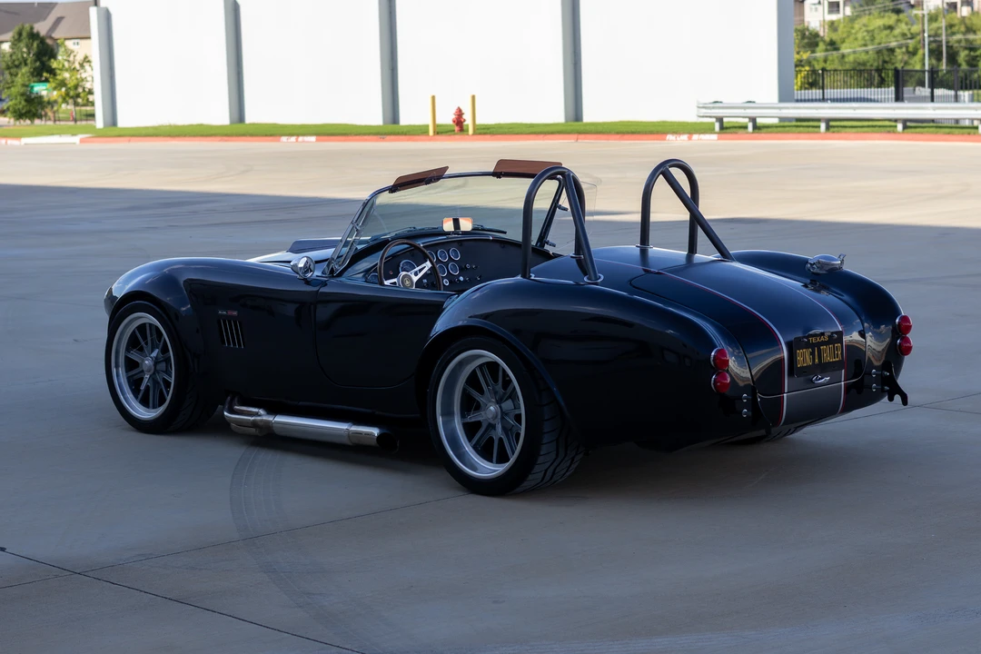 Shelby Cobra Replica - Image 21 of 31