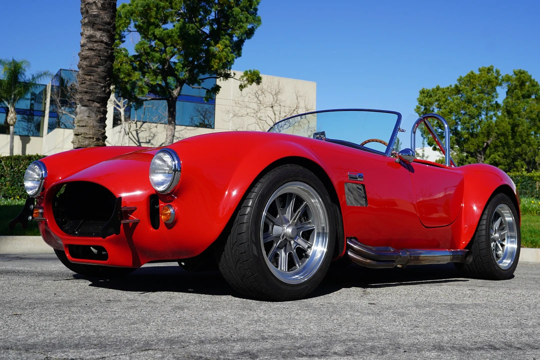 Shelby Cobra Replica - Image 4 of 31