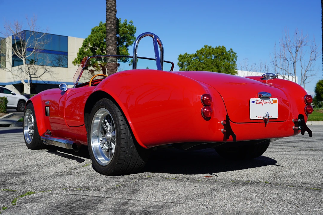 Shelby Cobra Replica - Image 12 of 31