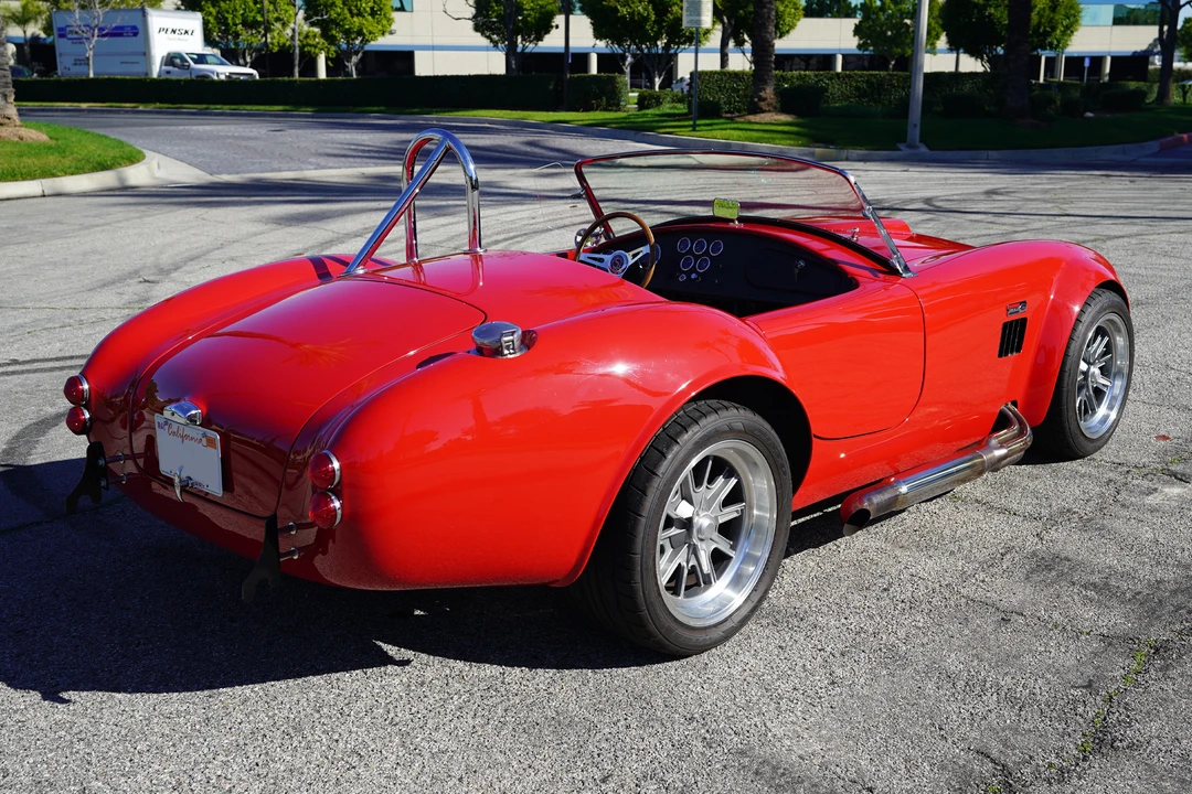 Shelby Cobra Replica - Image 16 of 31