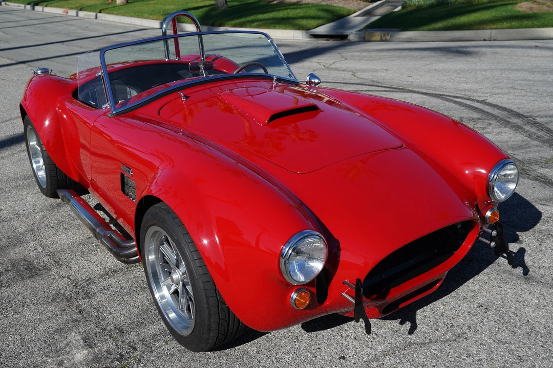 Shelby Cobra Replica - Image 21 of 31