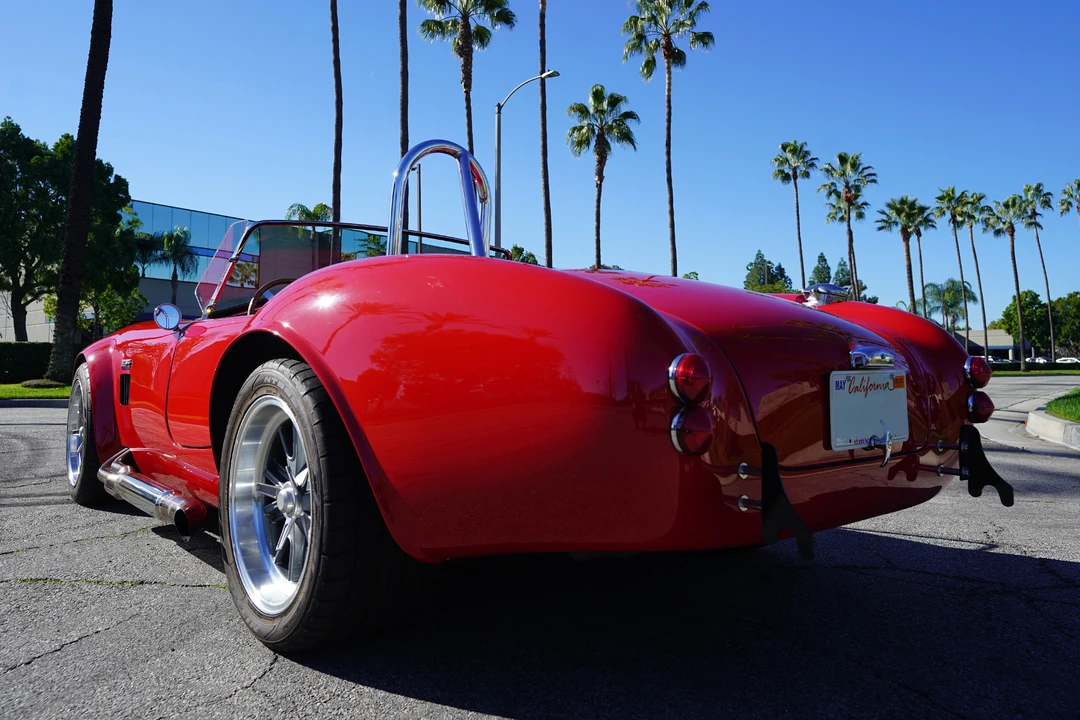 Shelby Cobra Replica - Image 13 of 31