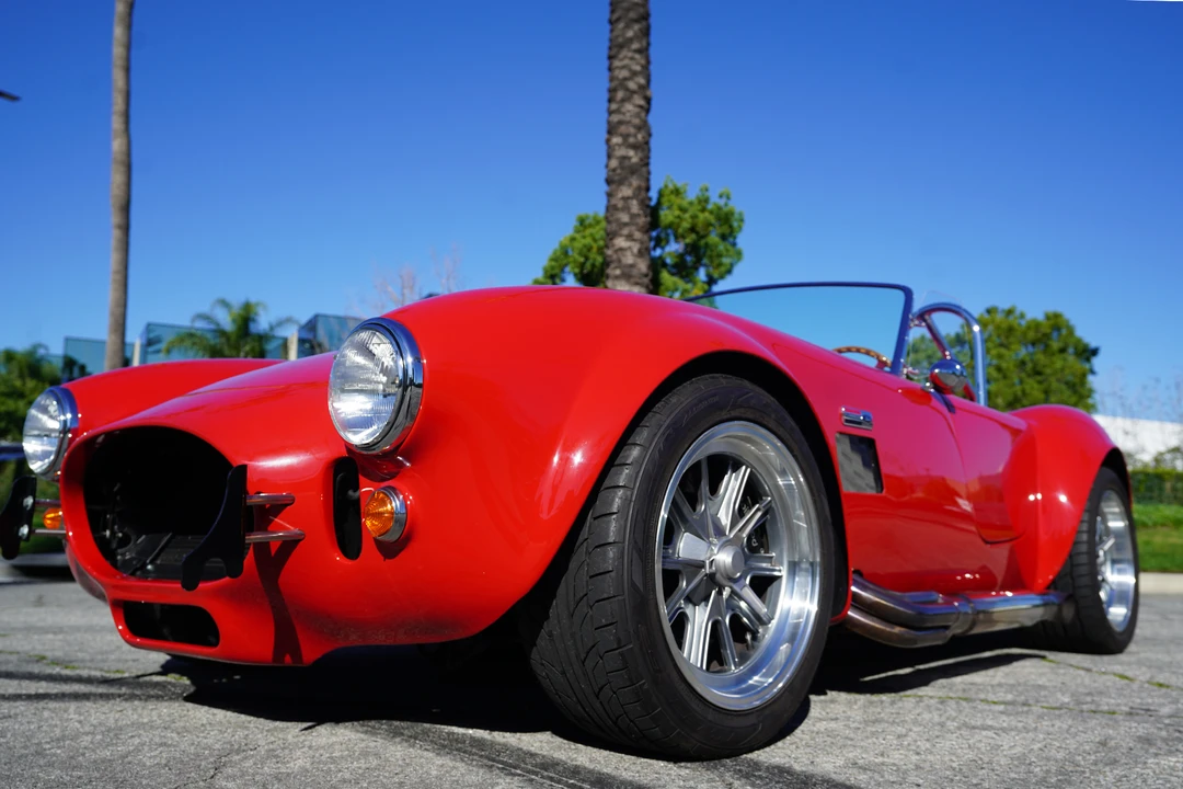 Shelby Cobra Replica - Image 3 of 31