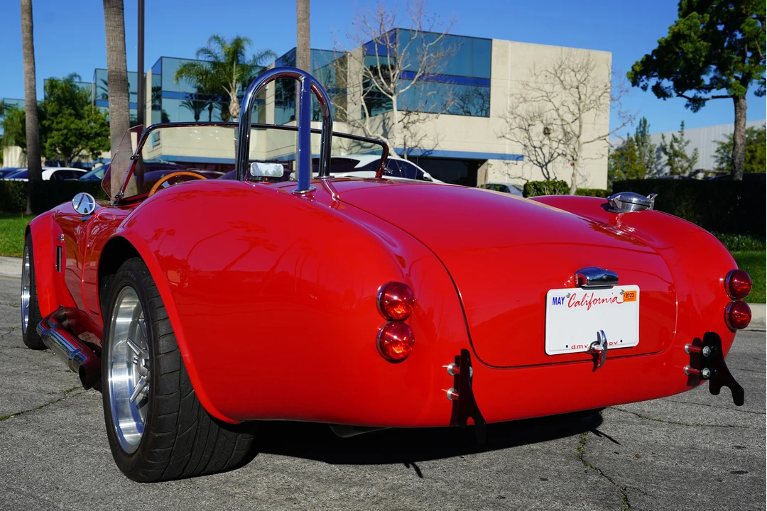 Shelby Cobra Replica - Image 14 of 31