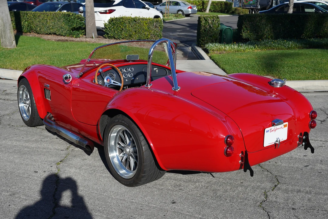Shelby Cobra Replica - Image 11 of 31